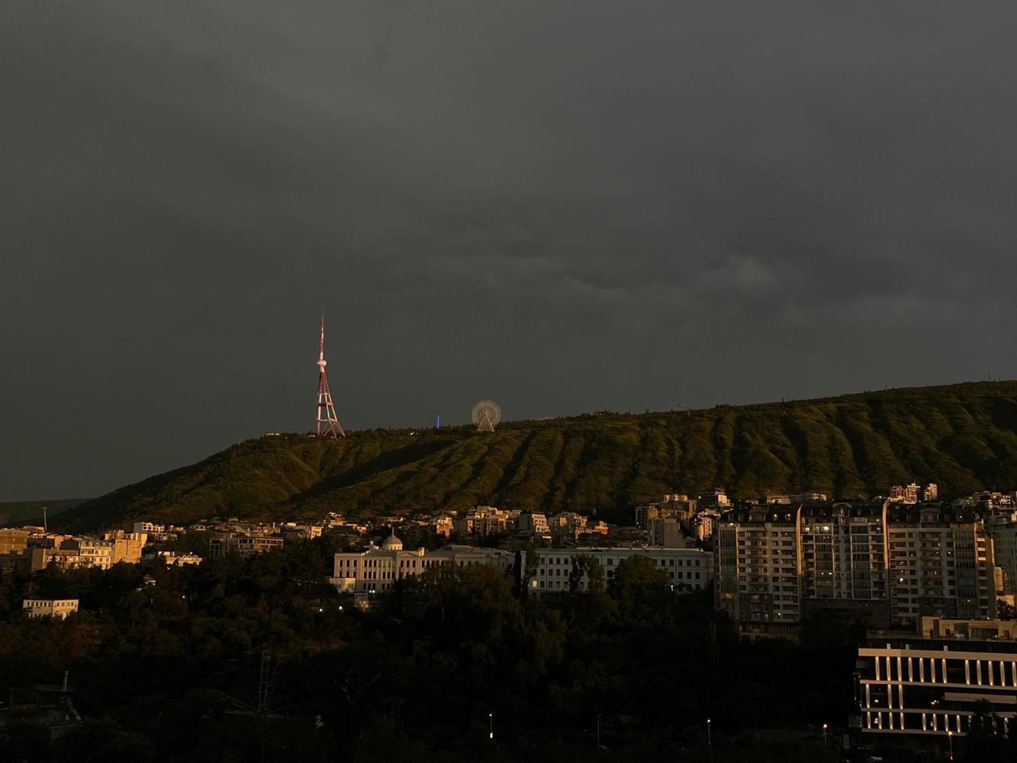 Ferienwohnung Panorama Khiliani Tbilisi Exterior foto